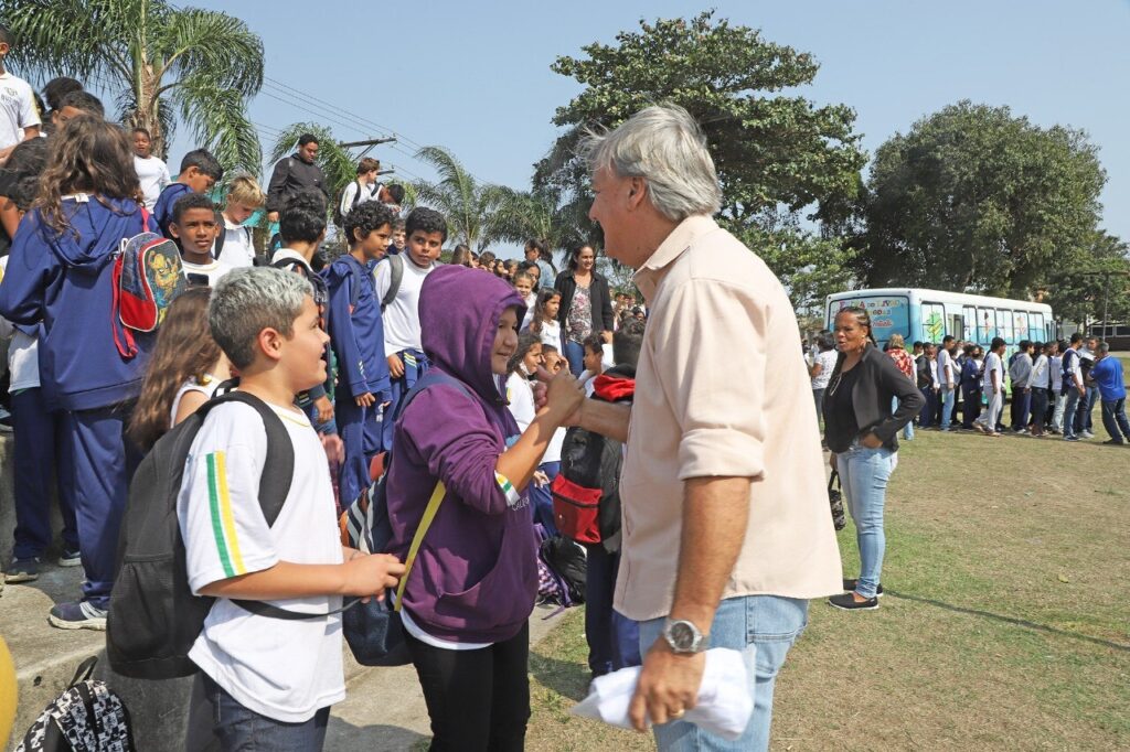 Prefeito Alexandre Martins Participa Da Abertura Da Festa Liter Ria Na