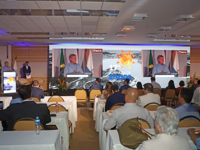 Com o apoio da Prefeitura de Búzios, a SBCP-RJ realizou o primeiro mutirão de cirurgias de tumores subcutâneos no município - Foto Ronald Pantoja