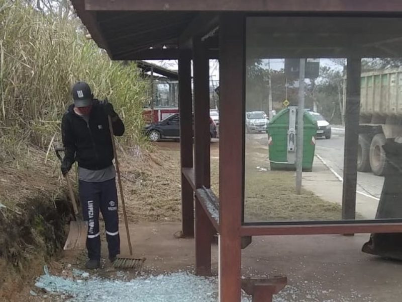 4ffbfe7e-09b6-4e39-988e-ed963d27b6c4