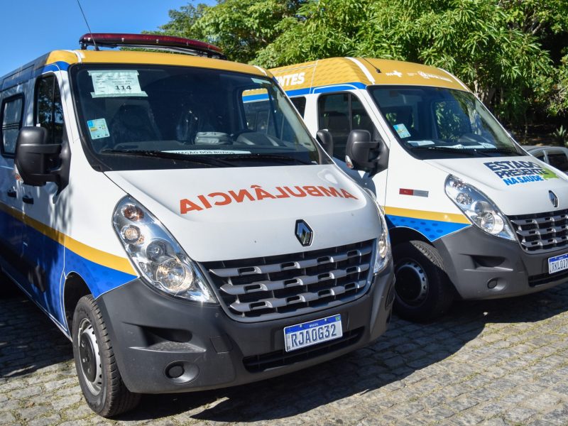 Ambulância e Van de Transporte de Pacientes (9)