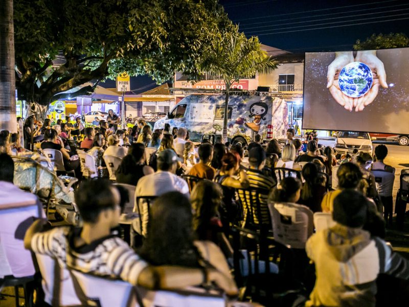 Cópia de Cópia de CineSolar na praça