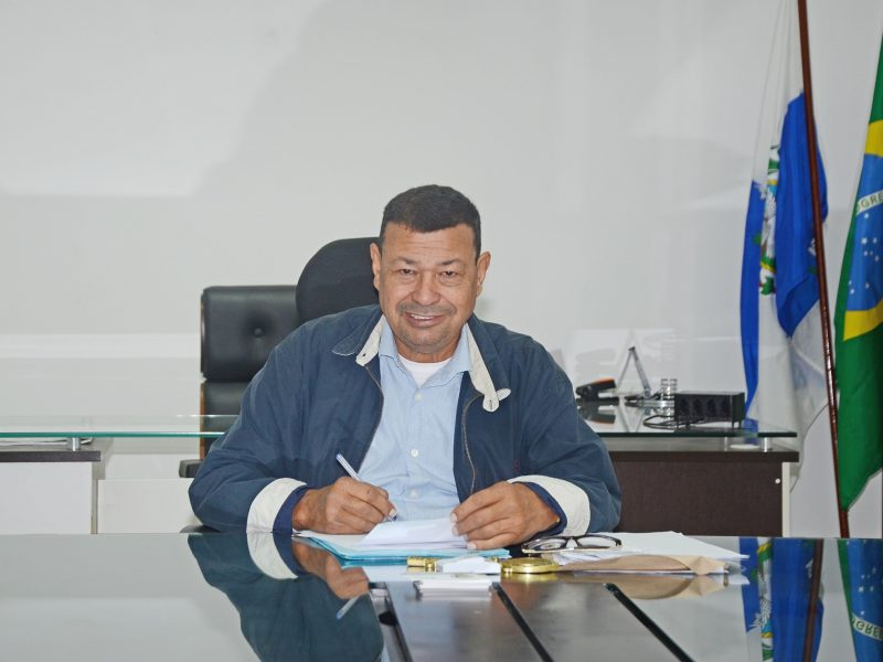 Henrique despachando 005