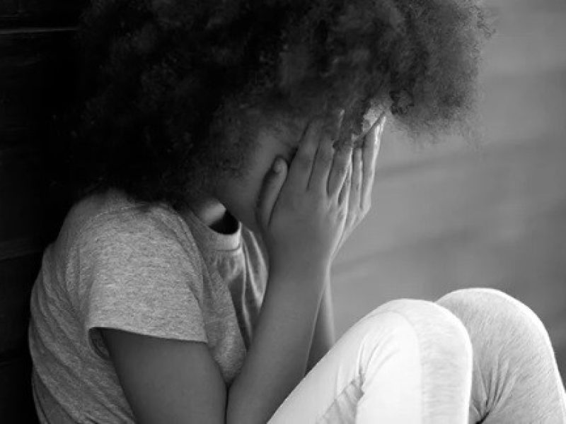 Luta contra abuso infantil