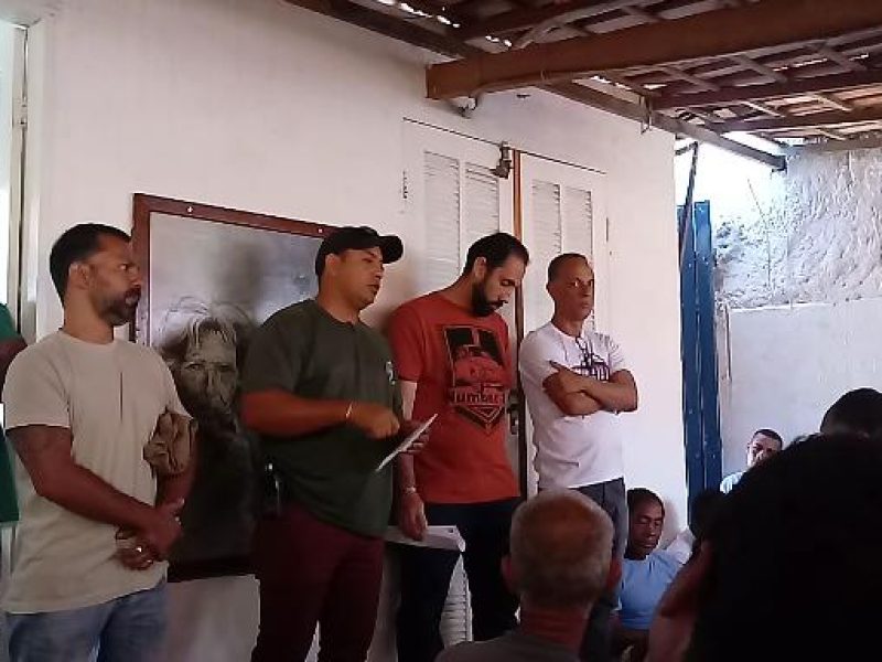 Reunião pescadores e secretaria de Meio Ambiente