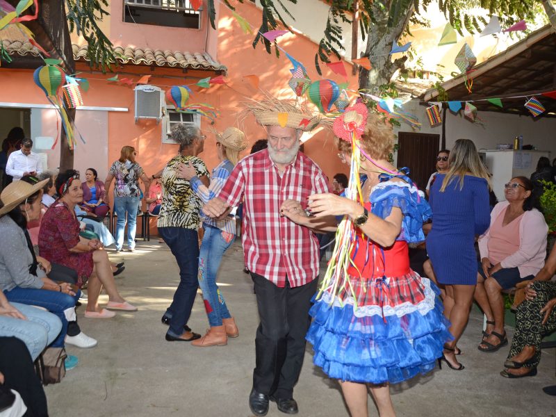 festa no CCi quadrinha 019