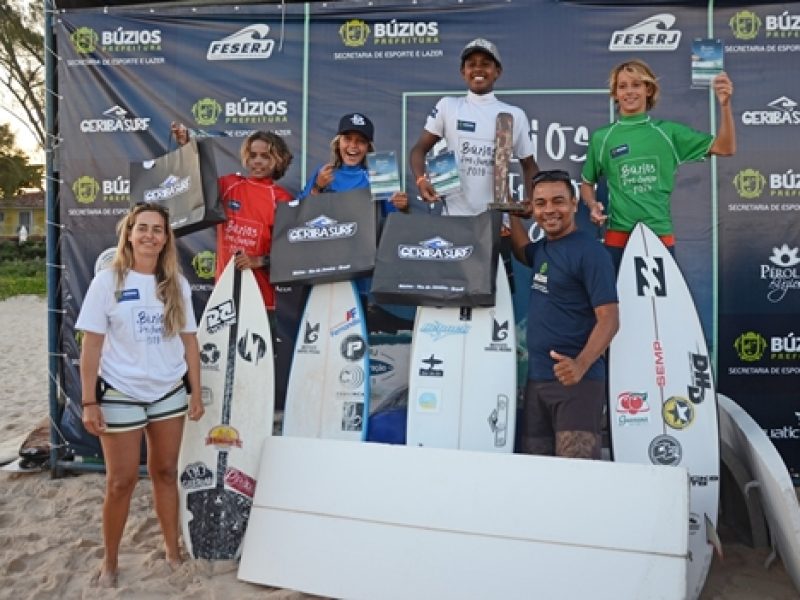 Competição Búzios Pro Júnior tem campeões definidos